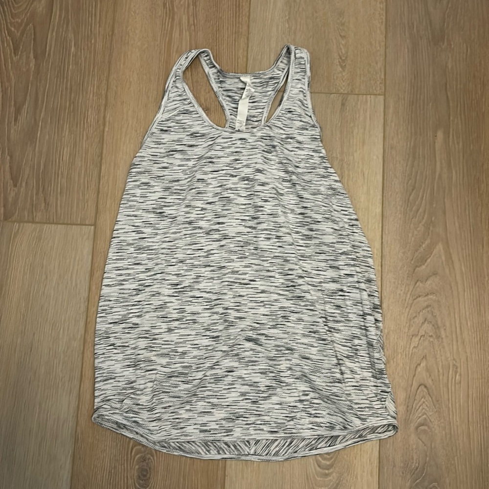 Lululemon tank top